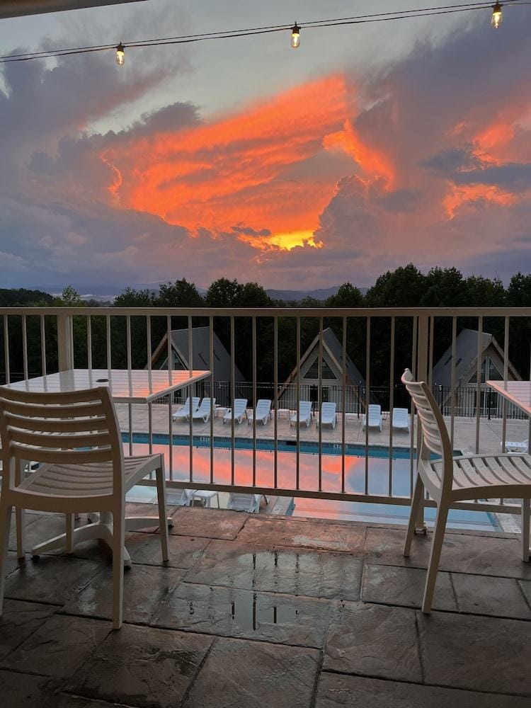 Skylaranna Resort & Spa Hotel in Fletcher