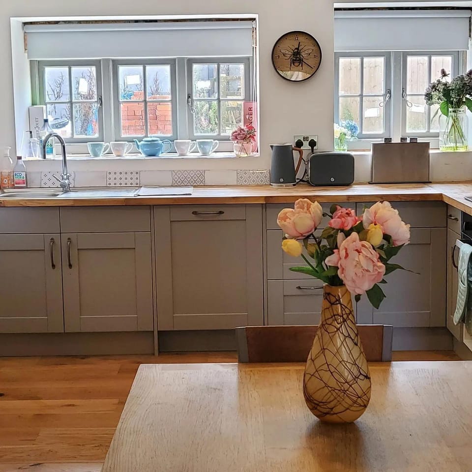 3 Bedroom Cottage - Hot Tub Garden Parking Hotel in East Devon District