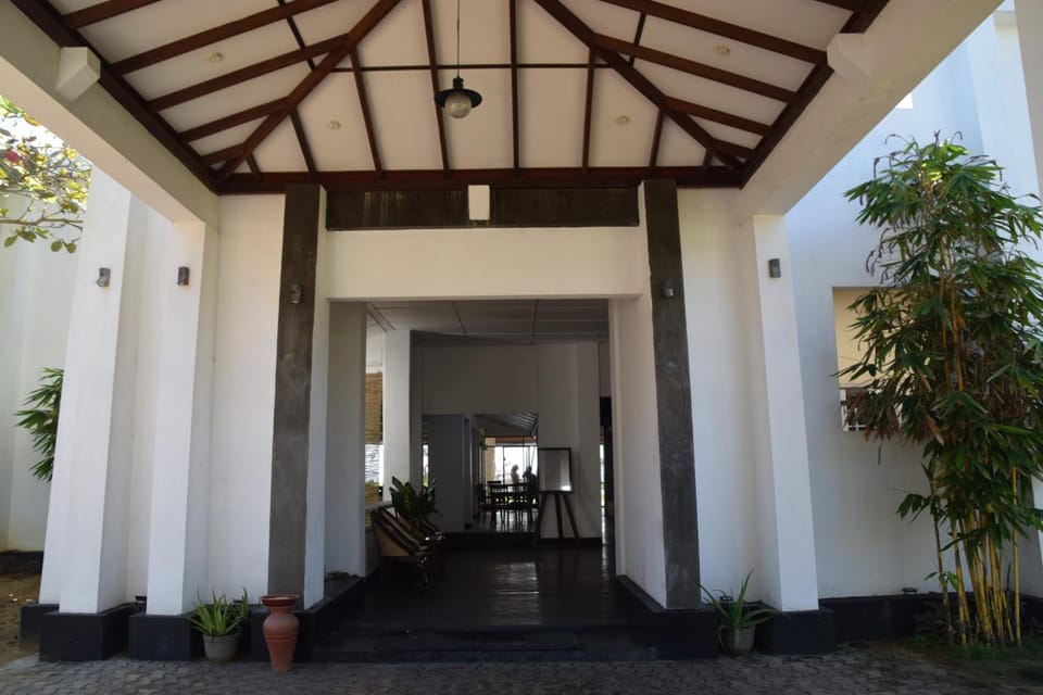 Sanmali Beach Hotel Hotel in Sri Lanka