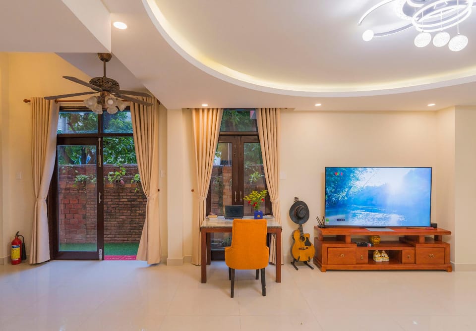 Villa 6 Bedrooms swimming pool near Hoi An Old Town Apartment hotel in Hoi An