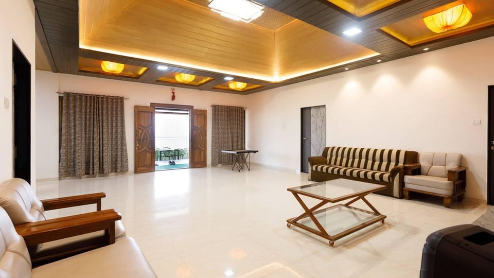 Silver Petal Hotel in Maharashtra