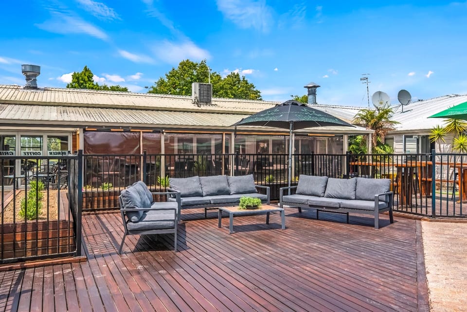 Poenamo Hotel Hotel in Auckland