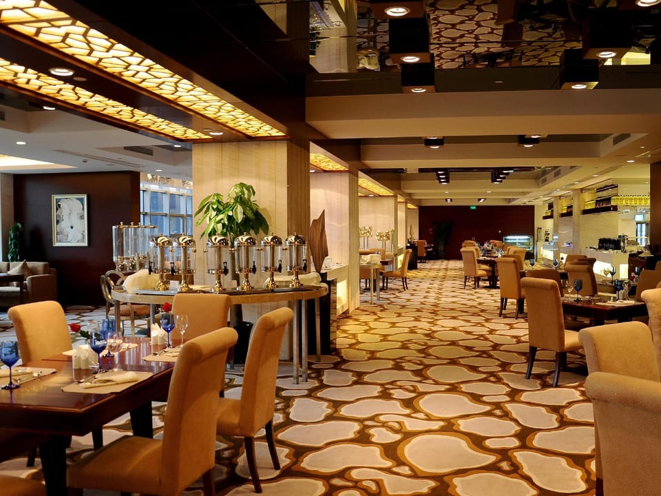 Xiangsheng Century Hotel Zhuji Hotel in Hangzhou