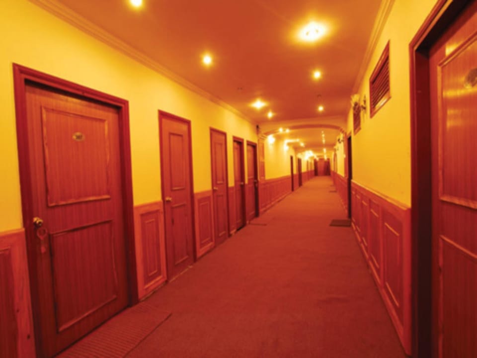 Clifftop Club Resort in Uttarakhand