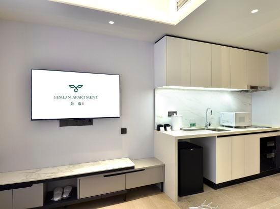 Gemlan Exhibition Executive Apartment Hotel in Shenzhen