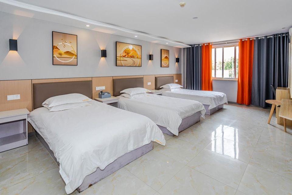 100 Inn Liangpin Hotel (Kunshan Exhibition Center) Hotel in Shanghai