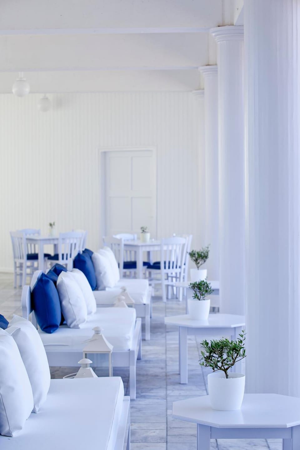 Mrs Chryssana Beach Hotel Hotel in Crete