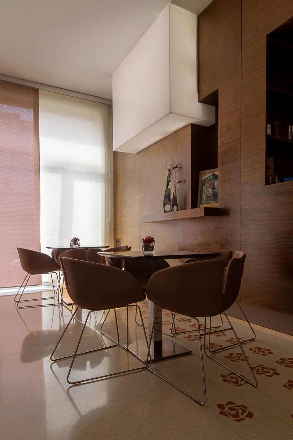 Bar/lounge
