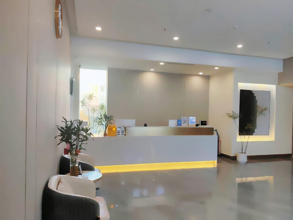 Yunji Hotel (Nanjing Longjiang Metro Station Maternal and Child Health Hospital) Hotel in Nanjing