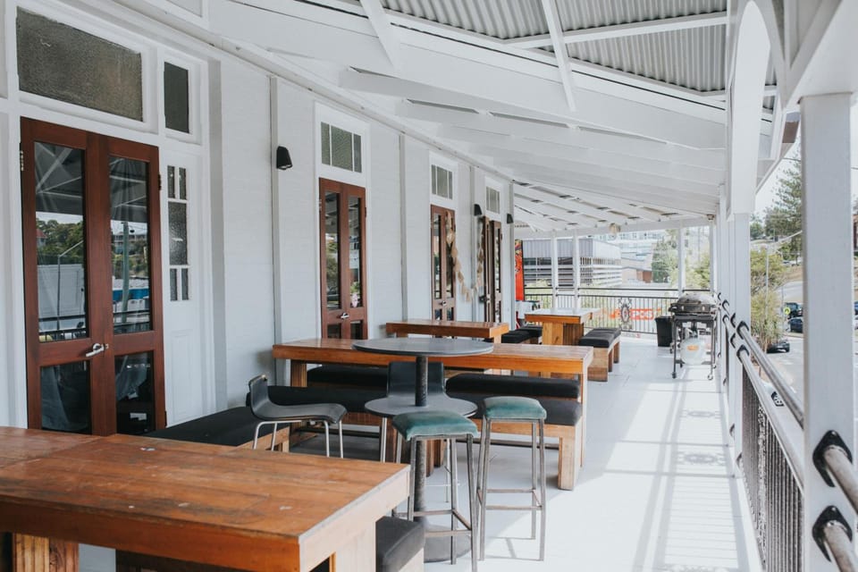 Coolangatta Sands Hotel Hostel in Tweed Heads
