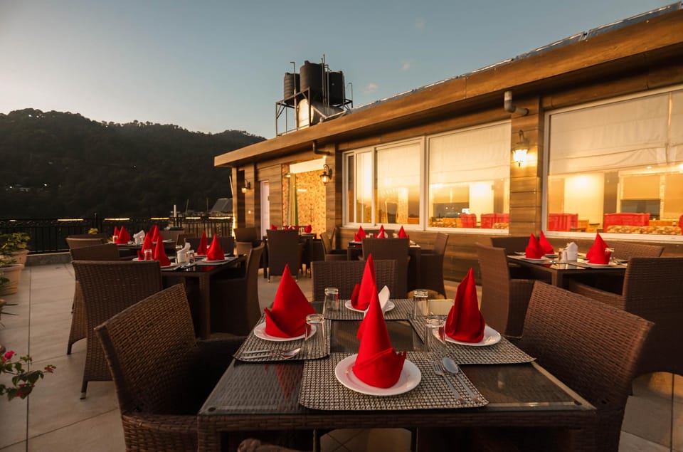 Hotel Pong View, Dharamshala Hotel in Himachal Pradesh