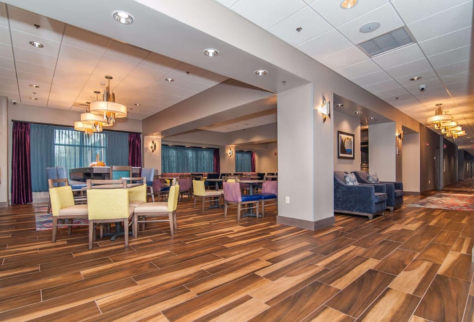Hampton Inn by Hilton Norwich Hotel in Norwich
