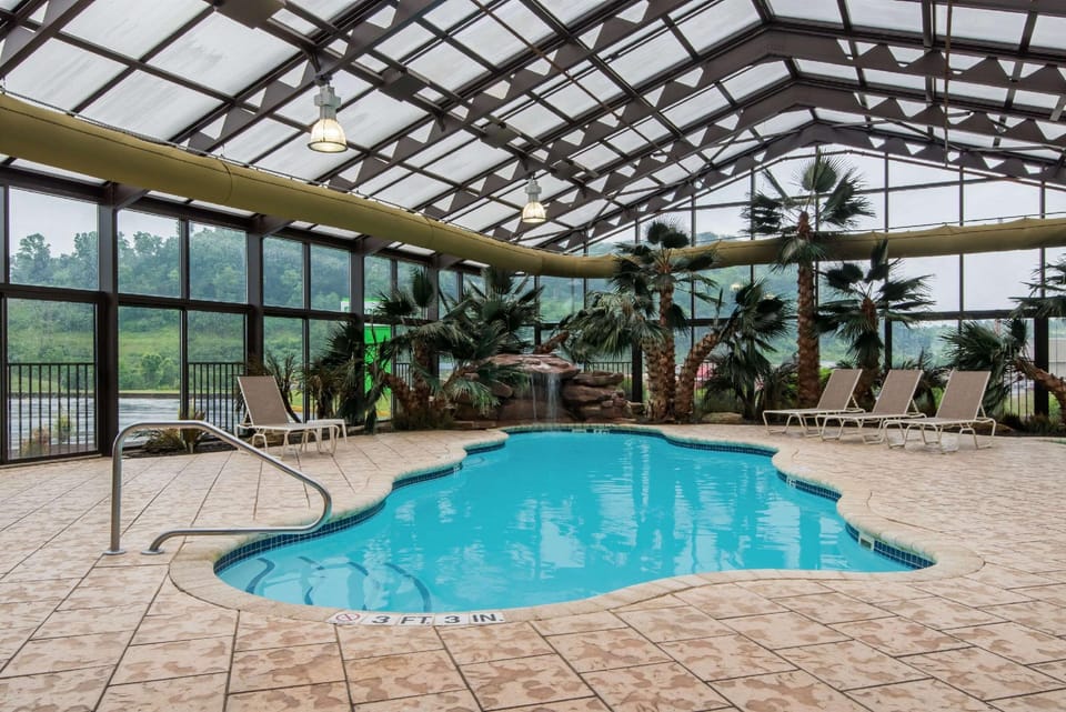 Wyndham Garden Cross Lanes Charleston Hotel in Ohio