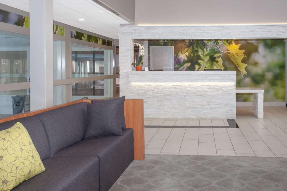 Wyndham Garden Fort Wayne Hotel in Fort Wayne
