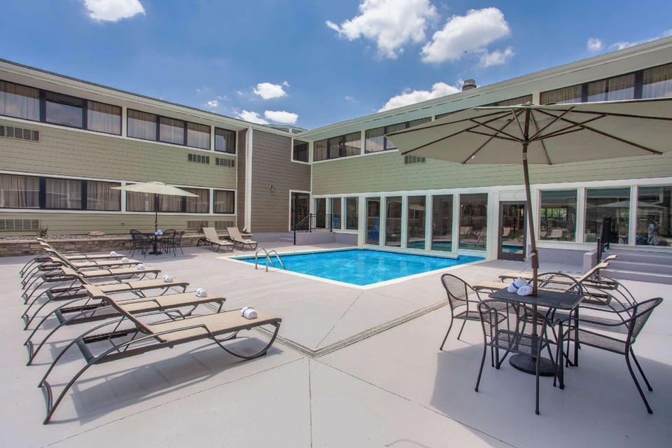 Wyndham Garden Fort Wayne Hotel in Fort Wayne