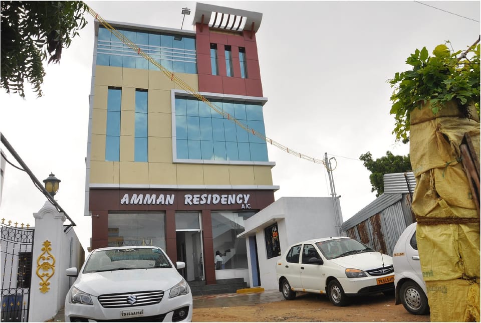 Hotel Amman Residency Hotel in Sri Lanka