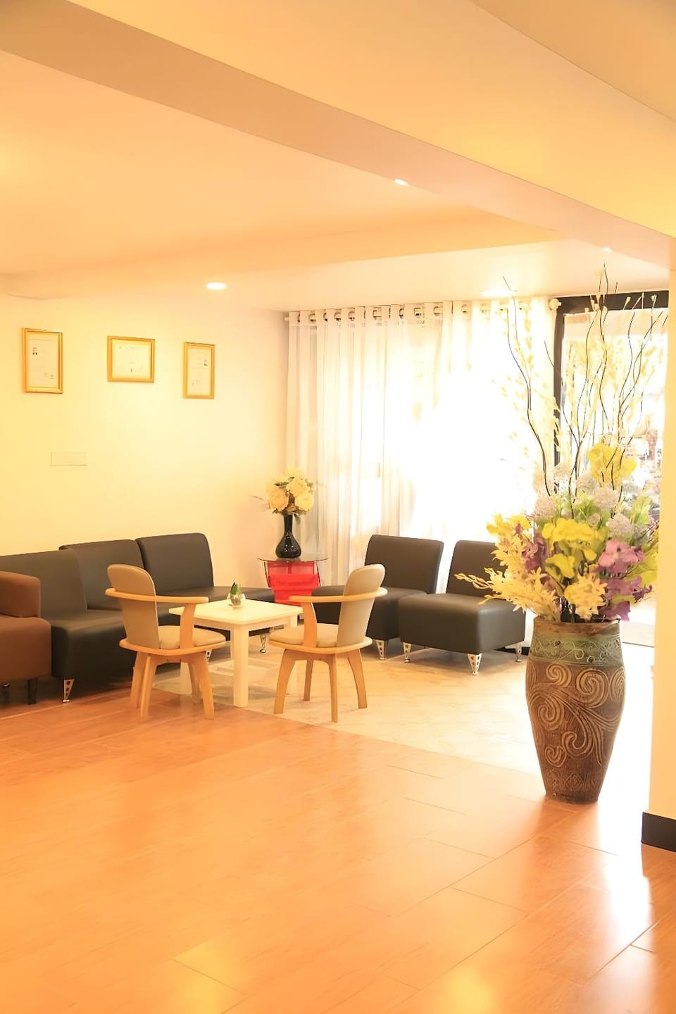 DE Hotel Hotel in Phnom Penh Province