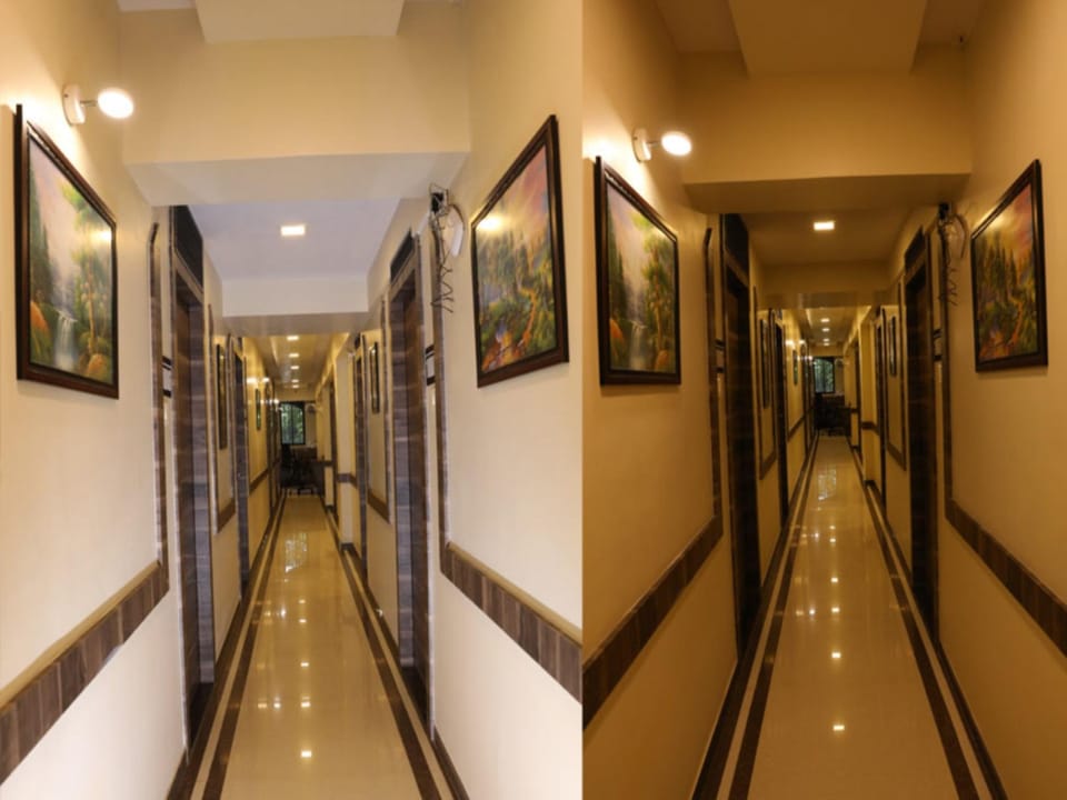 Hotel Western Court Hotel in Mumbai