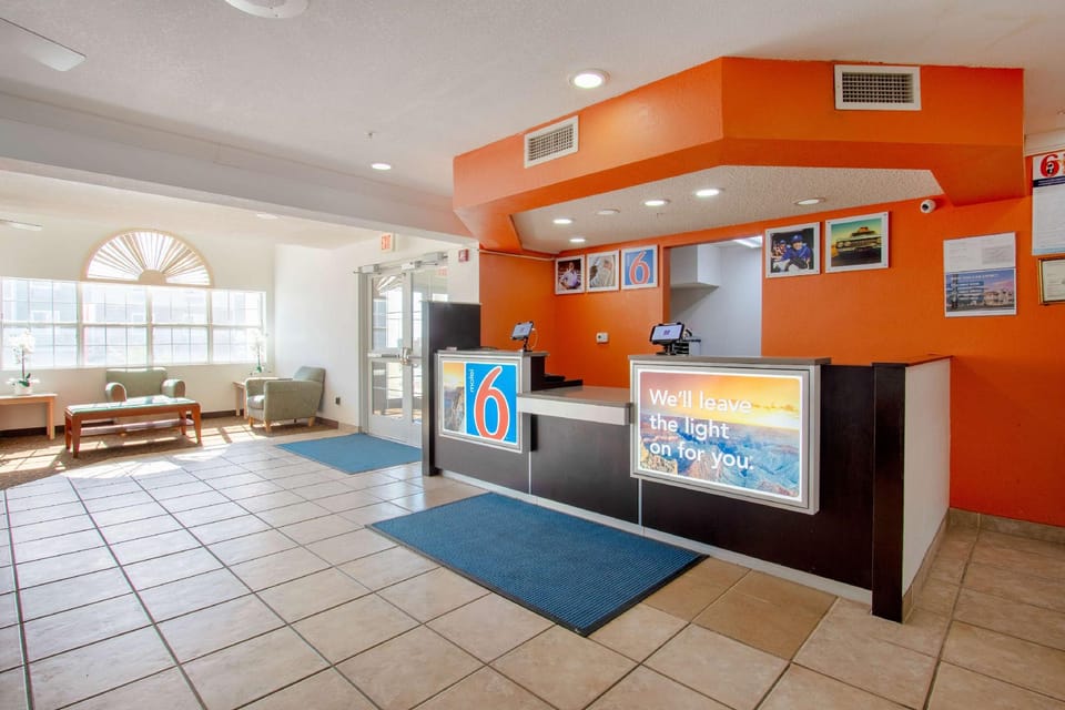 Motel 6 El Paso, TX - Southeast Hotel in El Paso