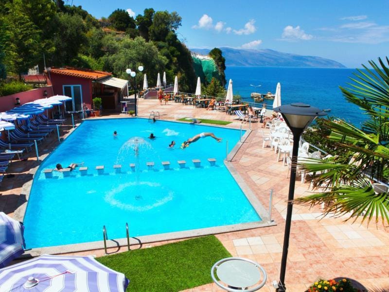 New York Hotel Hotel in Vlorë