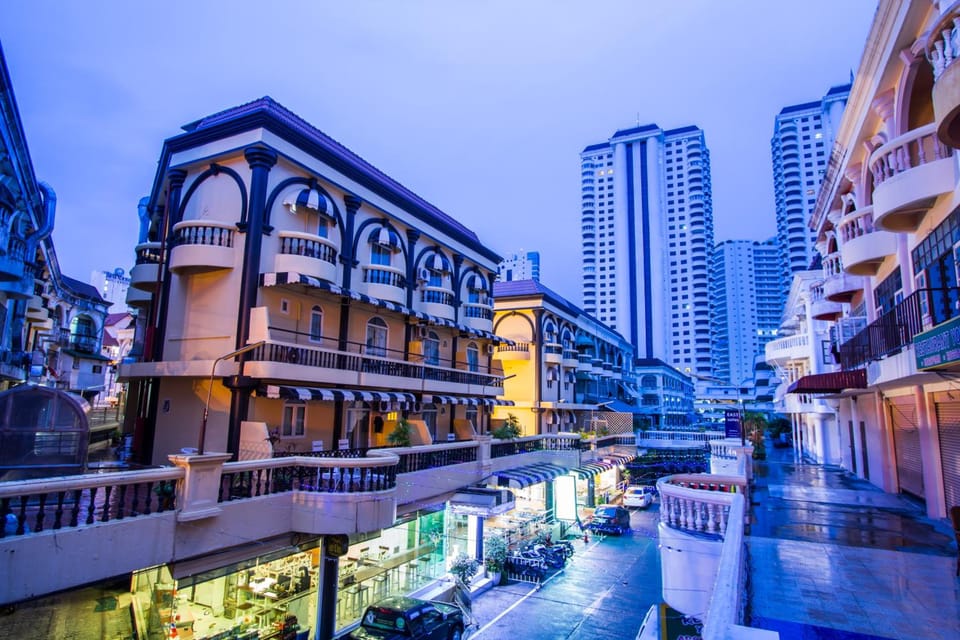 Zing Resort & Spa Hotel in Pattaya City