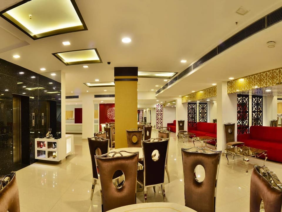 AT Residency Hotel in New Delhi
