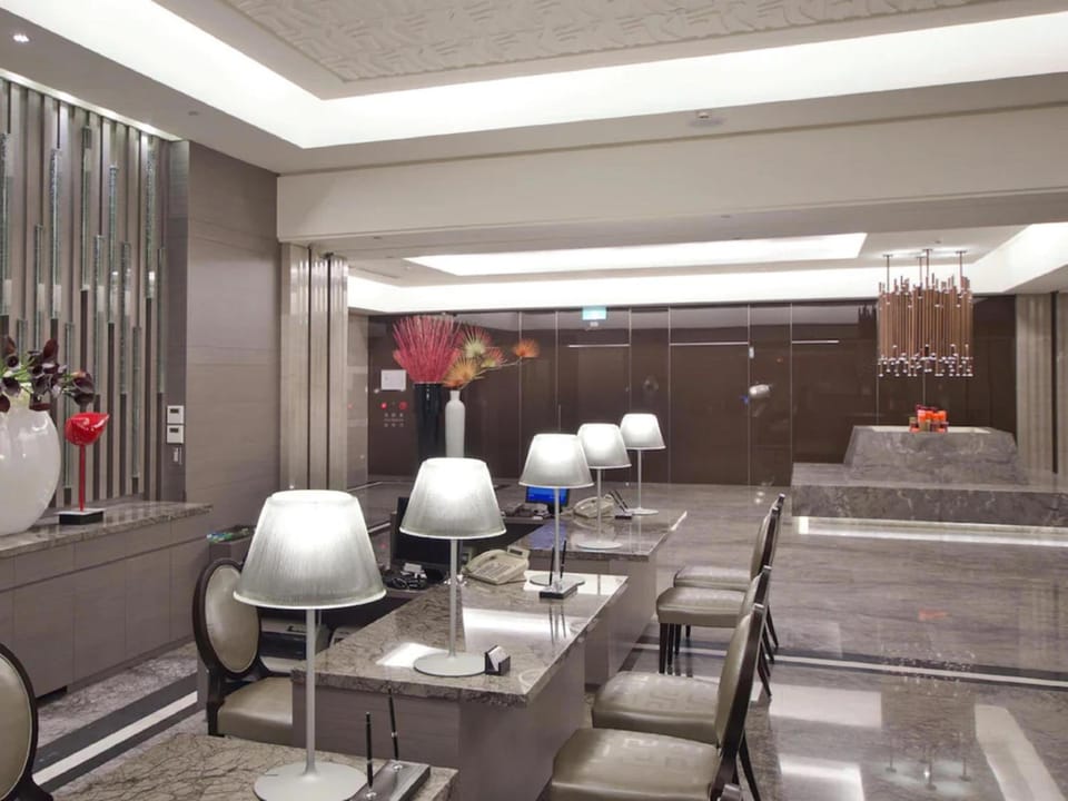 CHECK inn Select Taichung Dadun Hotel in Taiwan, Province of China