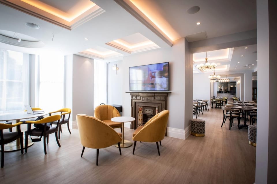 Best Western Queens Crystal Palace Hotel in London Borough of Croydon
