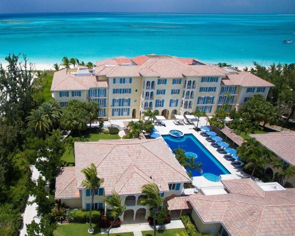 Villa Renaissance Resort in Grace Bay