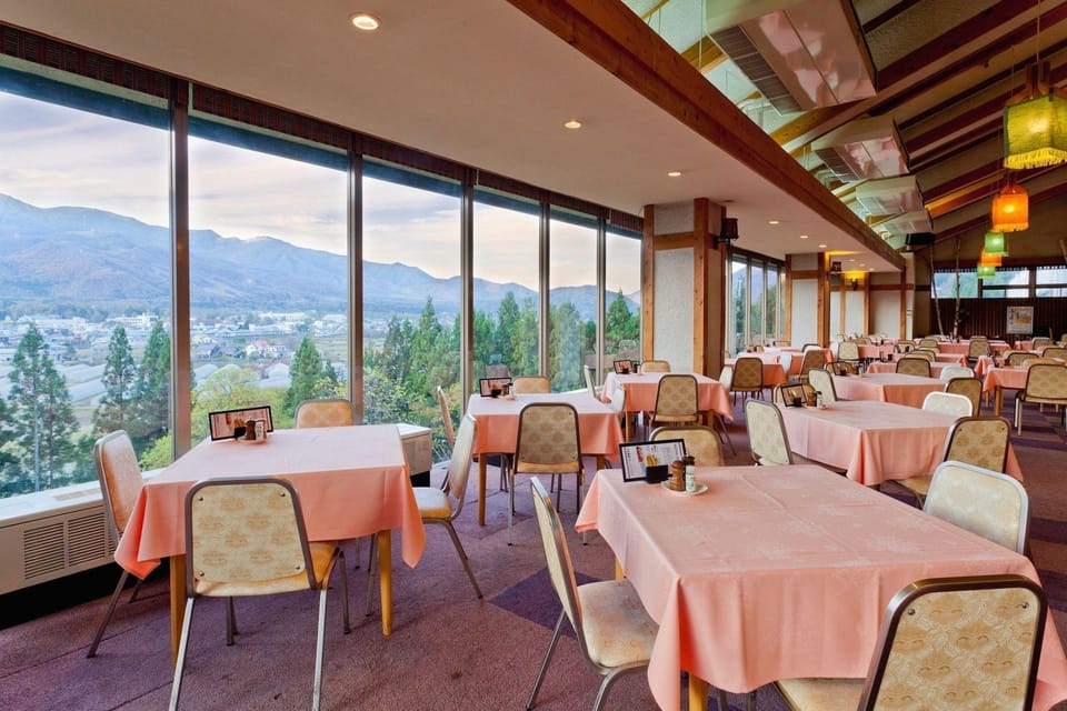Hakuba Highland Hotel Hotel in Hakuba