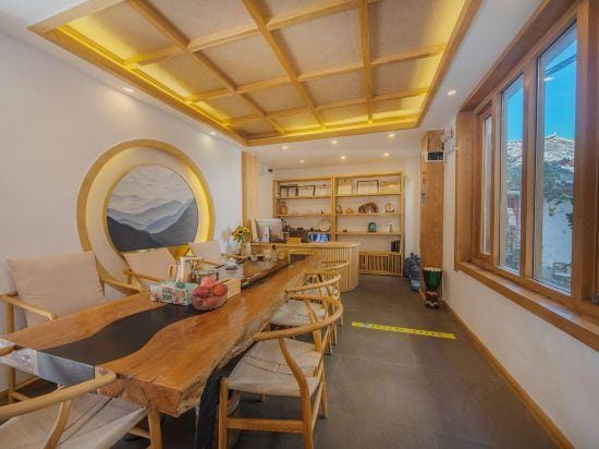 Luqi Boutique Inn Hotel in China