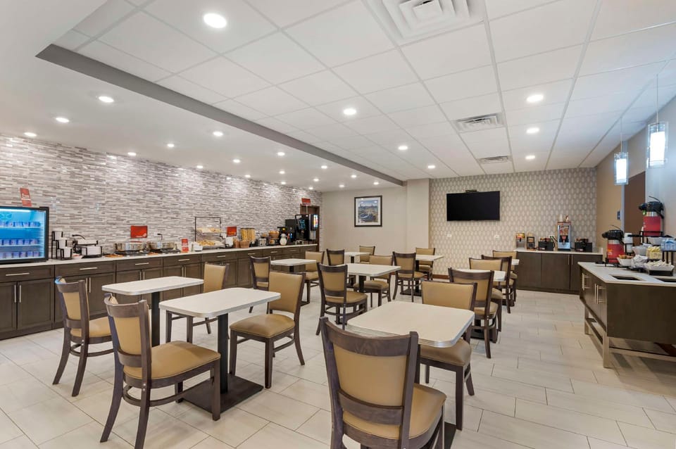 Best Western Plus South Holland/Chicago Southland Hotel in East Hazel Crest