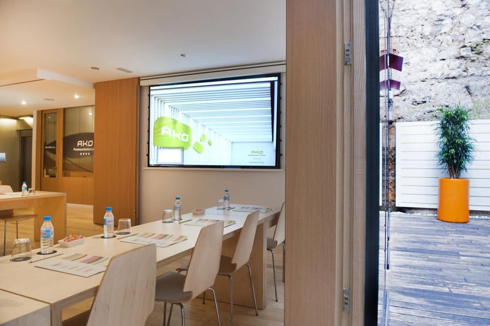 Aparthotel Ako Suites Apartment hotel in Barcelona