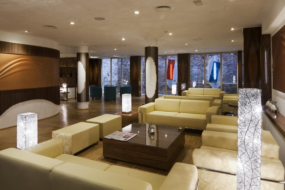 Aparthotel Ako Suites Apartment hotel in Barcelona