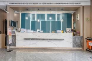 Qingteng Yisu (Yuyao Yintai City) Hotel in Zhejiang
