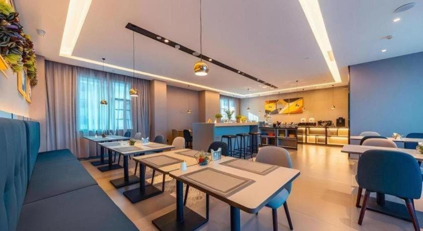 Home Inn Kunming Baita Road Hotel in China
