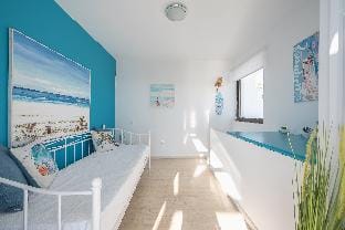 Adelos Maisonette Near Vouliagmeni Beach Hotel in Vouliagmeni