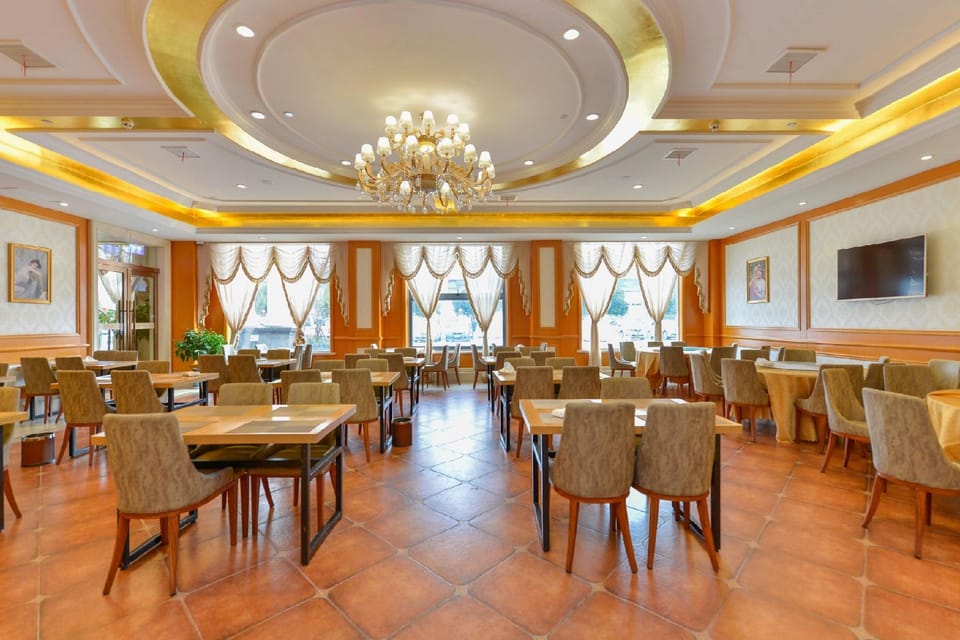 Vienna Hotel Shanghai Gucun Park Hotel in Shanghai