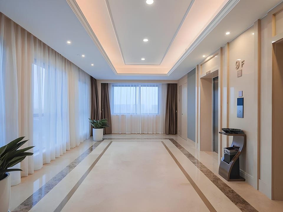 Vienna Hotel Zhejiang Ningbo Haining Leather Market Hotel in Hangzhou
