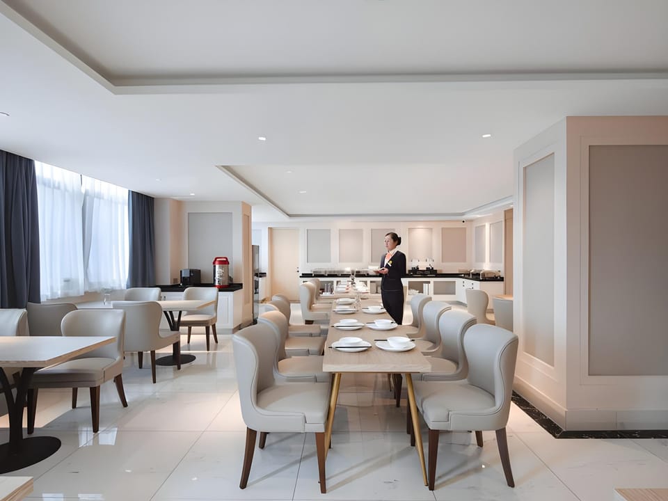 Vienna Hotel Wuhu Ruifeng Shangbo City Hotel in Nanjing