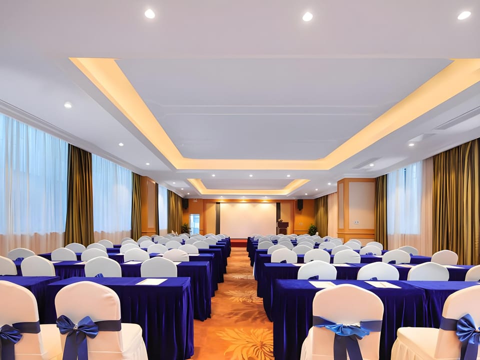 Vienna Hotel Anhui Suzhou Si County Stadium Hotel in Jiangsu