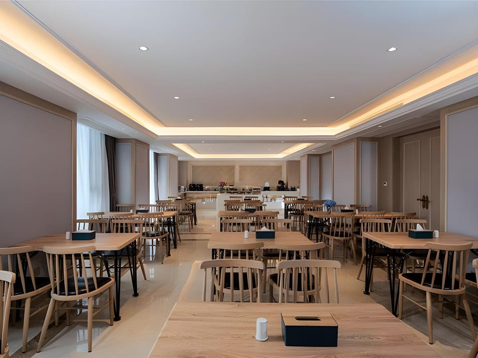Vienna Hotel Kunming Dashanghui Hotel in China