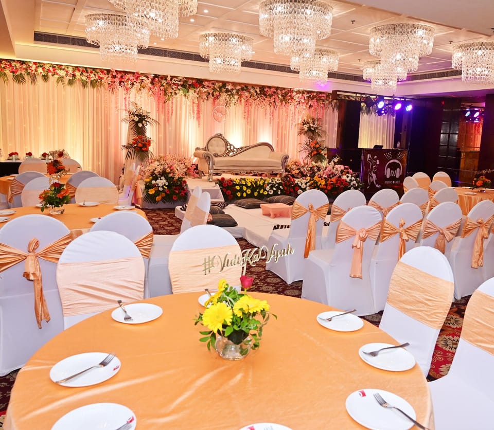 Hotel DS Clarks Inn, Gurgaon Hotel in Gurugram