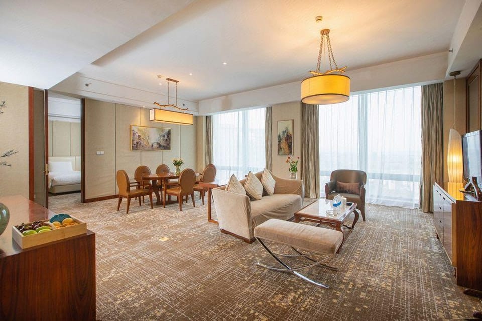 New Century Grand Hotel Tonglu Hotel in Hangzhou