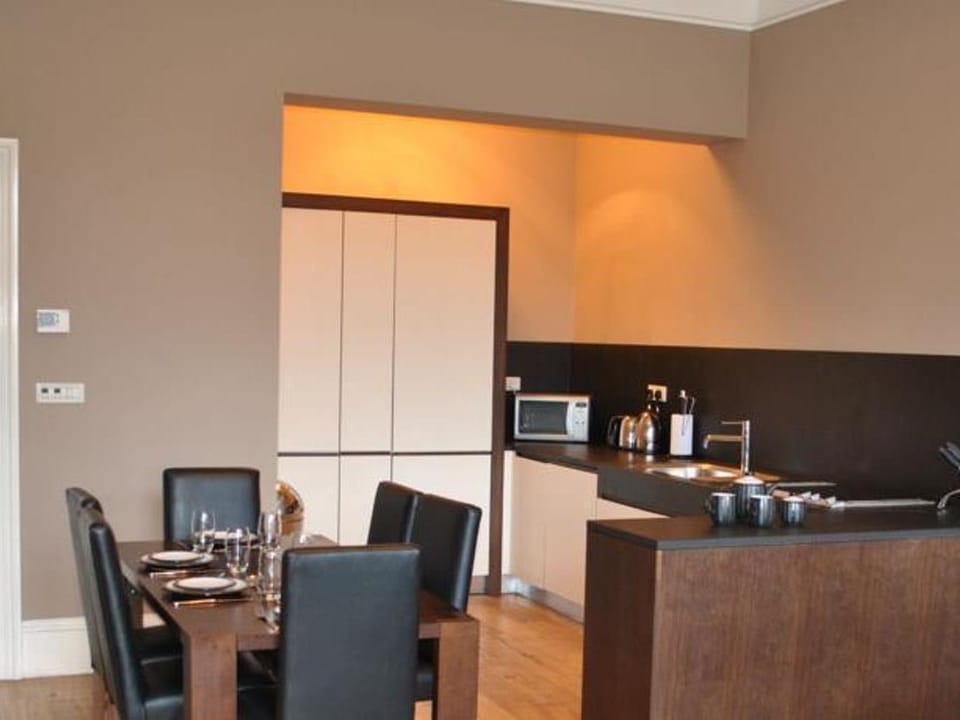 Dreamhouse Apartments Glasgow West End Apartment hotel in Glasgow