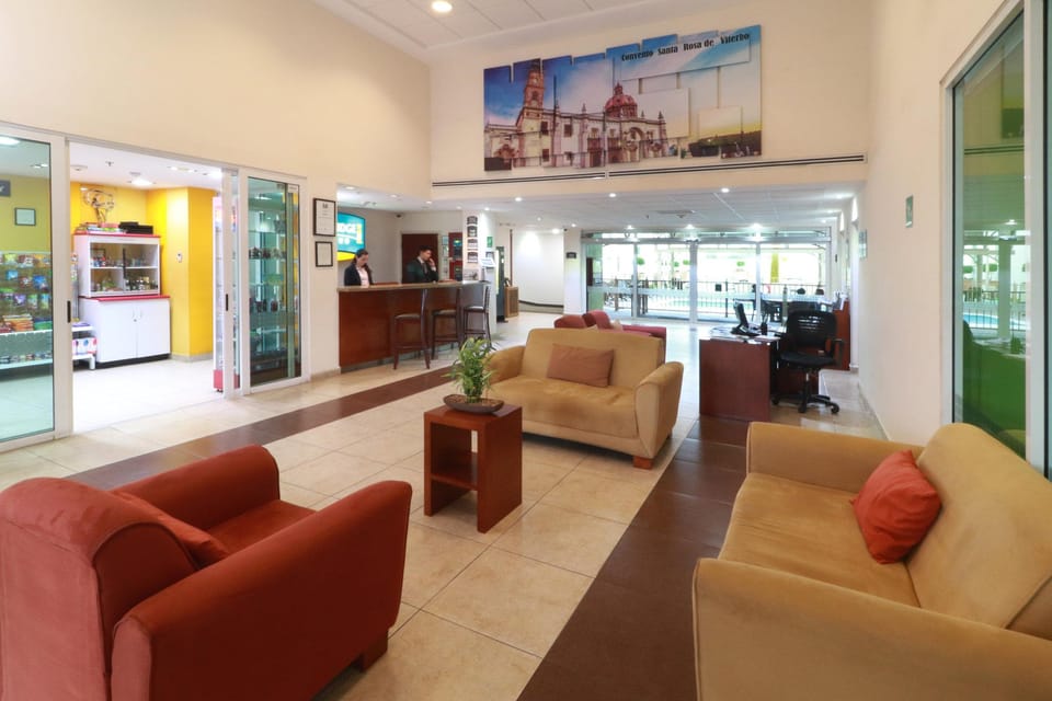 Staybridge Suites Queretaro By IHG Hotel in Santiago de Queretaro