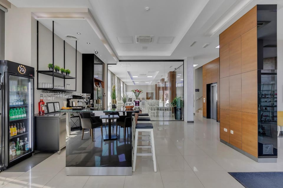 Bar/lounge