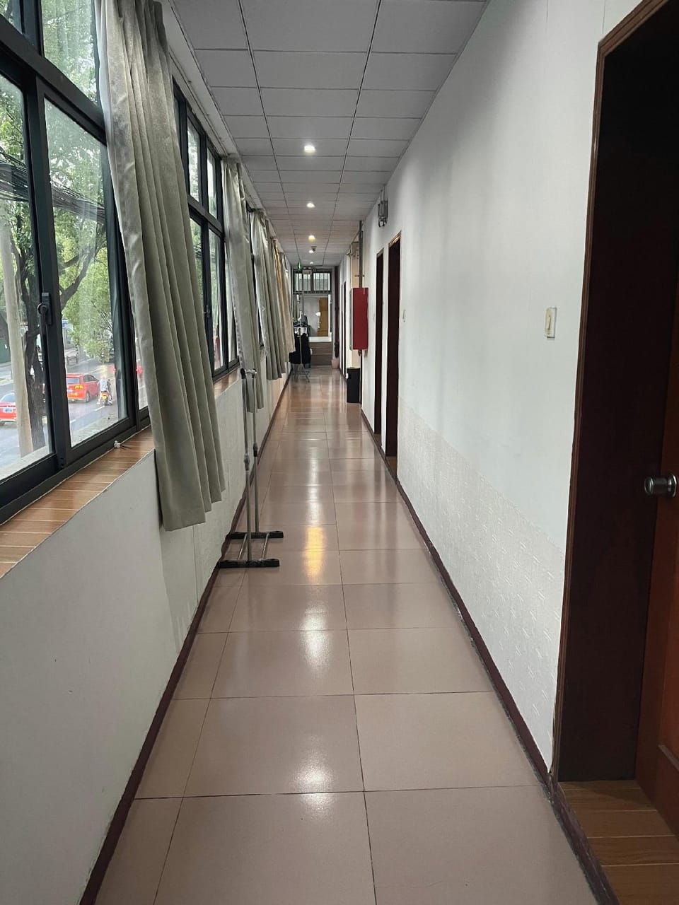 Longhua Hostel Hotel in Zhejiang