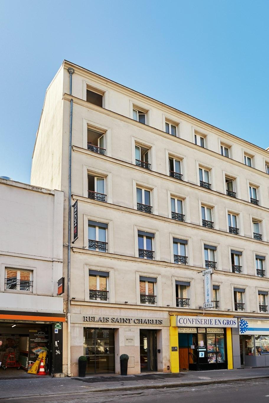 Hotel le Relais Saint Charles Hotel in Paris