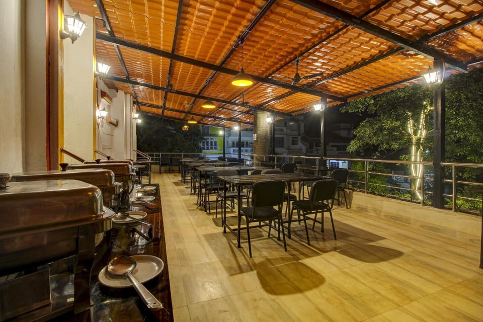 Townhouse OAK Horizon Holidays Hotel in Lonavla